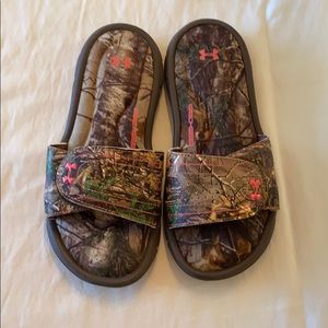 Girls Under Armour Camo Slides